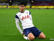 华体会体育- 莱万多夫斯基老婆 