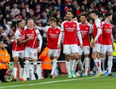 HTH-英超赛前走向成谜，深圳男篮止住颓势，管理层满意，更衣室氛围转暖(邵湛许盛互动微博)