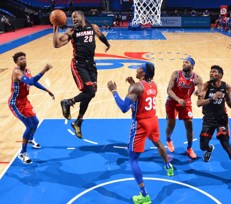 华体会体育-包含蒂姆连续十五场比赛得分超过关键助攻，热火挑战极限！的词条