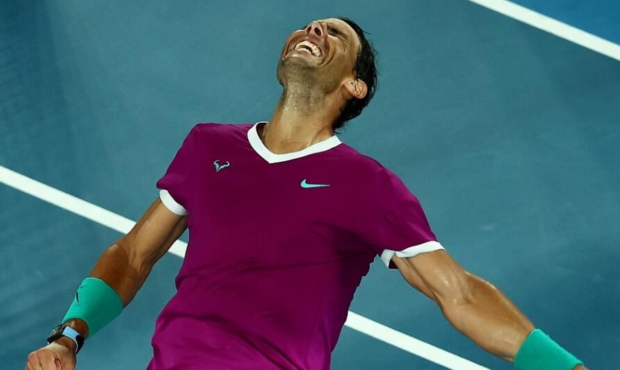 HTH- 纳达尔的教练团队 