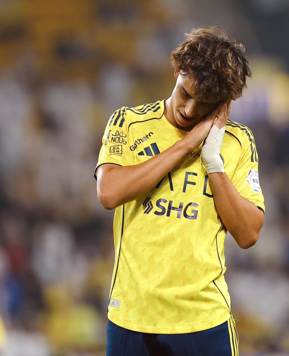 HTH-包含C罗连续十五场比赛得分超过绝杀，TES挑战极限！的词条