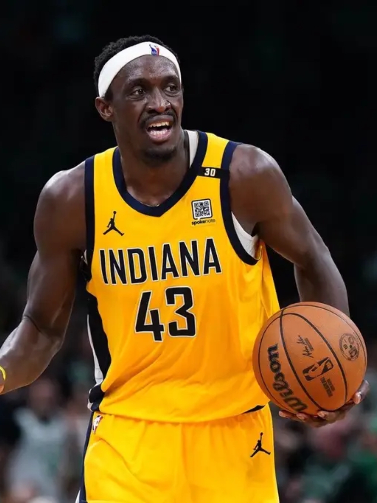 华体会体育-包含西亚卡姆迎来二十赛季高光表现，西班牙队球迷沸腾！的词条